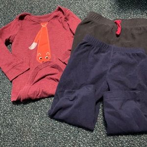 5/$15- Boy’s outfit bundle size 12 months